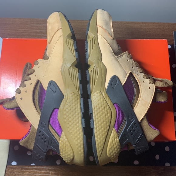 Limited Edition Nike Air Huarache LE Praline/Umber-Vine-Black Sneakers 8.5M - Picture 6 of 12